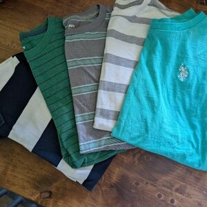 Old Navy Striped and Solid T-Shirts Collection